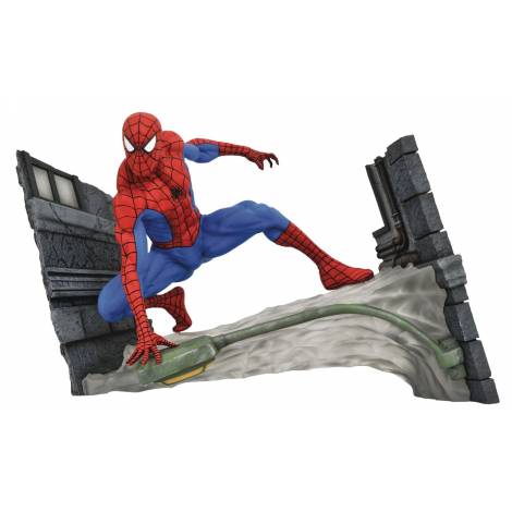 Diamond Select Toys Marvel Gallery - Spider-Man Comic PVC Figure (SEP182341)