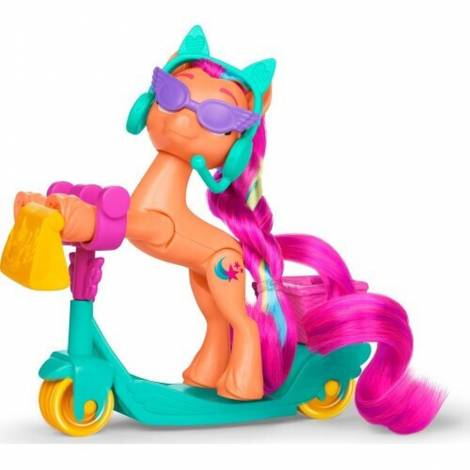 Hasbro My Little Pony: Sunny Starscout - Rolling Scooter (F8737)